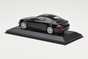 BMW 645i E63 Preto Minichamps 1:43 80420393306 Metal - imagem 4 de 5