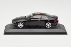 BMW 645i E63 Preto Minichamps 1:43 80420393306 Metal
