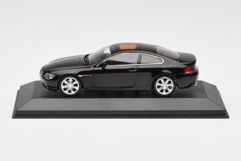 BMW 645i E63 Preto Minichamps 1:43 80420393306 Metal