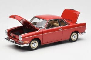 BMW 700 Sport Coupe Spanish Vermelho AUTOart 1:18 70652 Metal - imagem 2 de 8