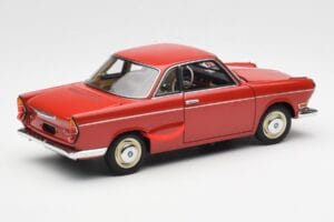 BMW 700 Sport Coupe Spanish Vermelho AUTOart 1:18 70652 Metal - imagem 3 de 8