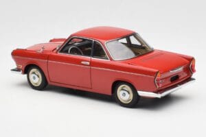 BMW 700 Sport Coupe Spanish Vermelho AUTOart 1:18 70652 Metal - imagem 7 de 8