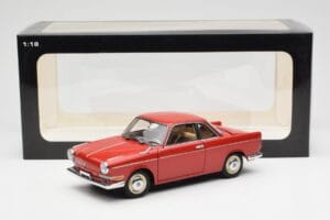 BMW 700 Sport Coupe Spanish Vermelho AUTOart 1:18 70652 Metal - imagem 8 de 8