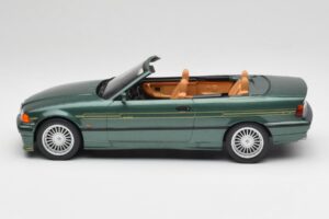 BMW Alpina B3 E36 3.2 Cabriolet Oxford Green MCG 1:18 MCG18321 Metal - imagem 5 de 8