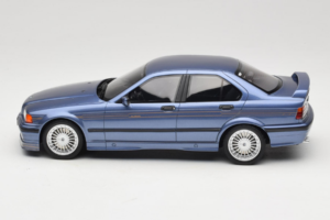 BMW Alpina B6 2.8 E36 Blue Metallic Otto 1:18 OT1180 Resina - imagem 3 de 6