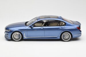 BMW Alpina B7 G12 Azul GT Spirit 1:18 GT465 Resina - imagem 3 de 6