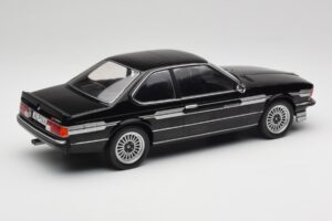 BMW Alpina B7 Turbo E24 Diamond Black MCG 1:18 MCG18235 Metal - imagem 2 de 6
