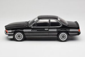 BMW Alpina B7 Turbo E24 Diamond Black MCG 1:18 MCG18235 Metal - imagem 3 de 6