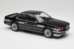 BMW Alpina B7 Turbo E24 Diamond Black MCG 1:18 MCG18235 Metal - imagem 4 de 6