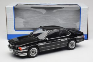 BMW Alpina B7 Turbo E24 Diamond Black MCG 1:18 MCG18235 Metal - imagem 6 de 6