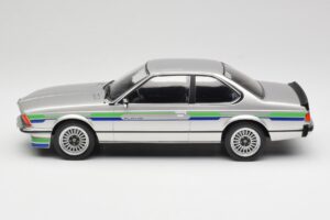BMW Alpina B7 Turbo E24 Polaris Silver MCG 1:18 MCG18234 Metal - imagem 3 de 6