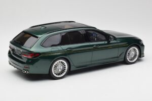 BMW Alpina B5 G31 Touring Verde GT Spirit 1:18 GT475 Resina - imagem 2 de 5