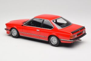 BMW 635 CSi E24 Vermelho Edição Concessionário Minichamps 1:18 80435B5D026 Metal - imagem 5 de 6