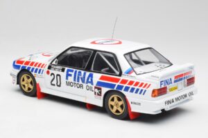 BMW E30 M3 #20 M. Duez / A. Lopes 1000 Lakes Rally 1989 IXO 1:18 18RMC132 Metal - imagem 5 de 6