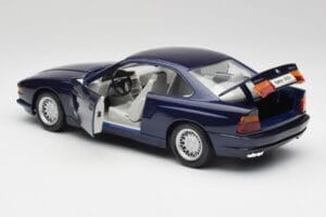BMW E31 850i Mauritius Azul Maisto 1:18 438813100299 Metal - imagem 5 de 8