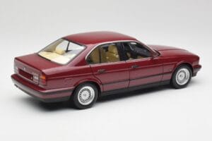 BMW 535i E34 Vermelho Minichamps 1:18 100024002 Metal - imagem 3 de 8