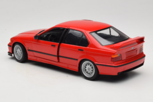 BMW 318is E36 Hellrot UT Models 1:18 180024302-R1 Metal - imagem 7 de 8