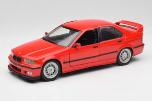 BMW 318is E36 Vermelho UT Models 1:18 180024302 Metal