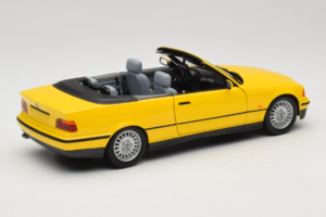 BMW 3 Series E36 Cabriolet Amarelo UT Models 1:18 BMW007 Metal - imagem 3 de 8