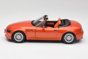 BMW Z3 E36 2.8 Phoenix Laranja UT Models 1:18 20442 Metal - imagem 4 de 8