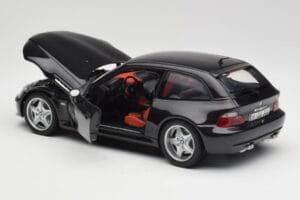 BMW Z3 E36 M Coupé Cosmos Preto UT Models 1:18 80439422193 Metal - imagem 5 de 8