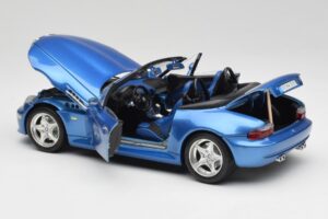 BMW Z3 E36 M Roadster Estoril Blue Bburago 1:18 3349-M1 Metal - imagem 5 de 8