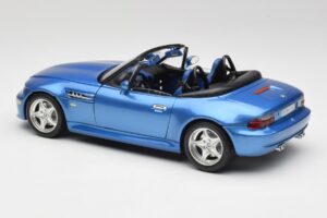 BMW Z3 E36 M Roadster Estoril Blue Bburago 1:18 3349-M1 Metal - imagem 7 de 8