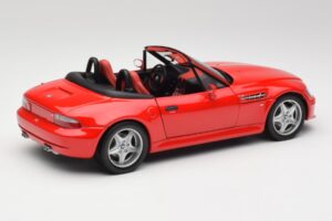 BMW Z3 E36 M Roadster Imola Vermelho UT Models 1:18 20411 Metal - imagem 3 de 8