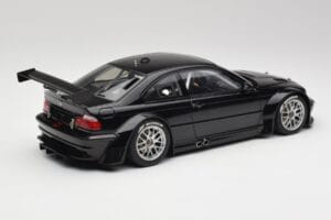 BMW M3 GTR E46 Plain Body Jet Preto AUTOart 1:18 80447 Metal - imagem 2 de 6