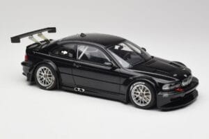 BMW M3 GTR E46 Plain Body Jet Preto AUTOart 1:18 80447 Metal - imagem 4 de 6
