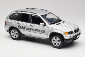 BMW X5 E53 3.0d Service Mobil Kyosho 1:18 80430305646 Metal - imagem 6 de 8