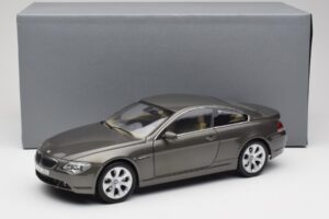 BMW 6 E63 Coupe Bronze Claro Kyosho 1:18 80430153283 Metal - imagem 8 de 8