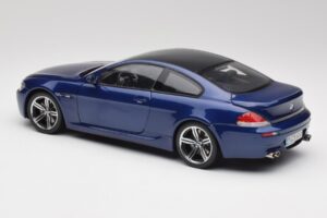 BMW M6 E63 Azul Kyosho 1:18 80430413351 Metal - imagem 7 de 8