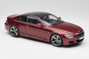 BMW M6 E63 Vermelho Kyosho 1:18 80430398134 Metal - imagem 6 de 8