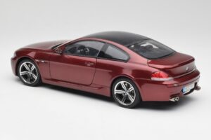 BMW M6 E63 Vermelho Kyosho 1:18 80430398134 Metal - imagem 7 de 8