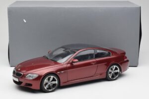 BMW M6 E63 Vermelho Kyosho 1:18 80430398134 Metal - imagem 8 de 8