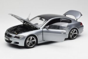 BMW M6 E63 Silver Cinzento Kyosho 1:18 08703GR Metal - imagem 2 de 8