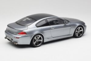 BMW M6 E63 Silver Cinzento Kyosho 1:18 08703GR Metal - imagem 3 de 8