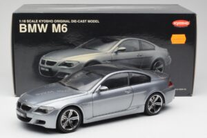 BMW M6 E63 Silver Cinzento Kyosho 1:18 08703GR Metal - imagem 8 de 8