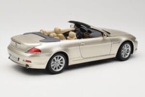 BMW 6 Series E64 Cabriolet Mineral Silver Metallic Kyosho 1:18 80430153437 Metal - imagem 4 de 9