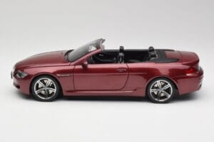 BMW M6 E64 Cabriolet Vermelho Kyosho 1:18 80430417423 Metal - imagem 4 de 8