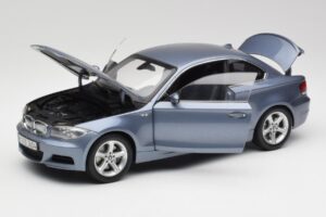 BMW 1 E82 Coupe Azul Kyosho 1:18 80430427065 Metal - imagem 2 de 8