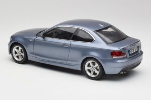 BMW 1 E82 Coupe Azul Kyosho 1:18 80430427065 Metal - imagem 7 de 8