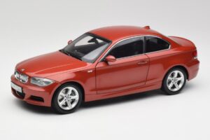 BMW 1 E82 Coupe Laranja Kyosho 1:18 80430427064 Metal