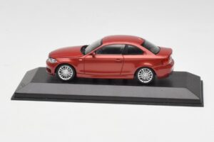 BMW 1M E82 Laranja Minichamps 1:43 413020023 Metal