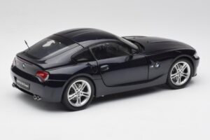 BMW Z4 E86 M Coupé Preto Kyosho 1:18 08583BK Metal - imagem 3 de 8