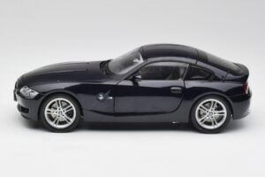 BMW Z4 E86 M Coupé Preto Kyosho 1:18 08583BK Metal - imagem 4 de 8