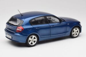 BMW 1 E87 Sydney Azul Kyosho 1:18 80430308600 Metal - imagem 3 de 8
