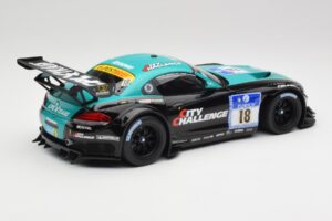 BMW Z4 E89 GT3 BMW Team Vita4one #18 J. Klingmann / M. Wittmann ADAC 24 Hours Nurburgring 2012 Minichamps 1:18 151122318 Meta - imagem 2 de 6