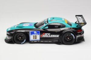 BMW Z4 E89 GT3 BMW Team Vita4one #18 J. Klingmann / M. Wittmann ADAC 24 Hours Nurburgring 2012 Minichamps 1:18 151122318 Meta - imagem 3 de 6
